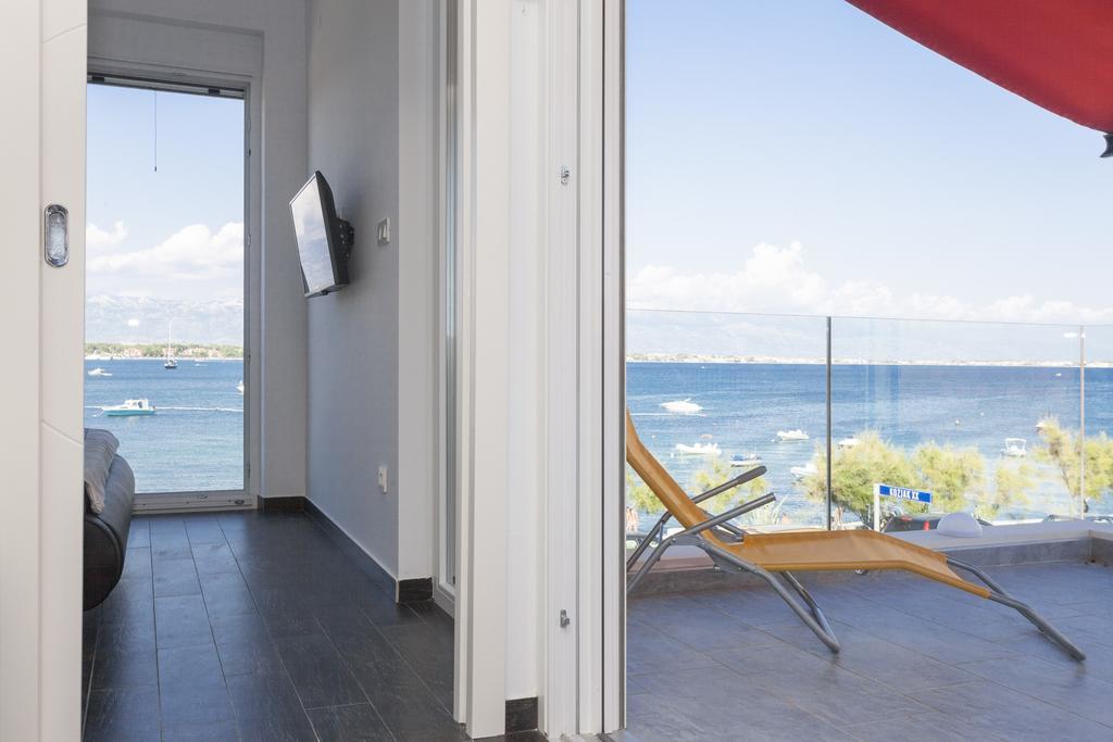 Apartments Svetec Vir Eksteriør billede